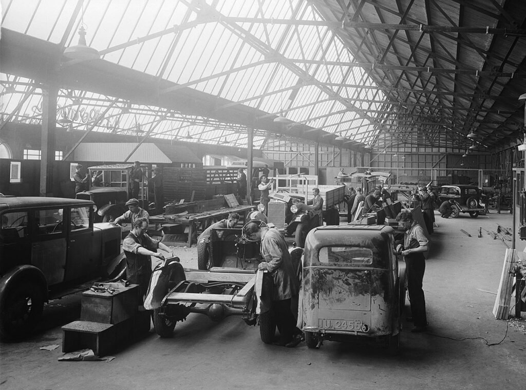 Podcasts motor factory automobile 1386255 1024x760 - Podcasts
