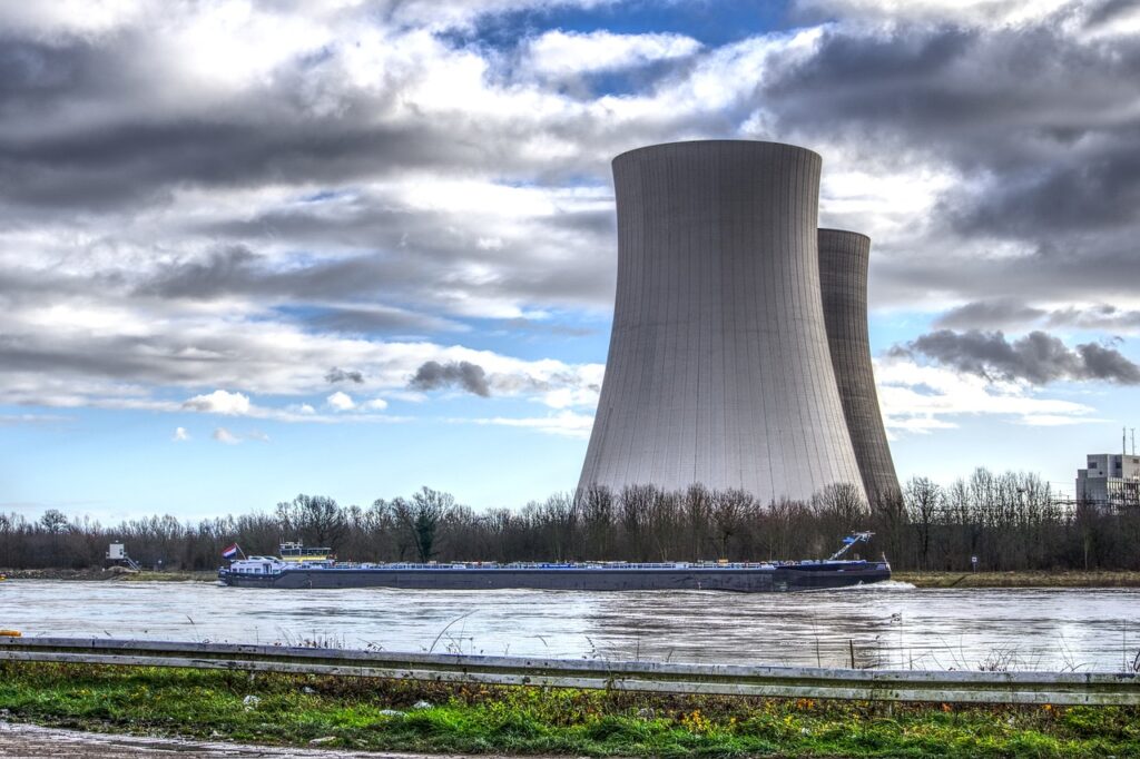 nuclear power, energy, current-4021418.jpg